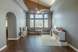 23717 Ballestros Rd, Murrieta, CA 92562 - Photo 8