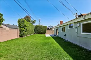 17191 Kampen Ln, Huntington Beach, CA 92647 - Photo 32