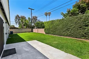 17191 Kampen Ln, Huntington Beach, CA 92647 - Photo 30