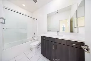 222 Harringay, Irvine, CA 92618 - Photo 20