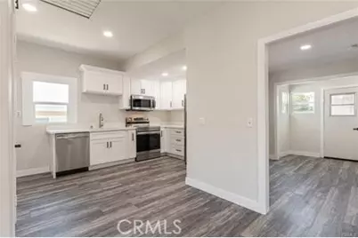 1017 S Washburn, Corona, CA 92882 - Photo 4