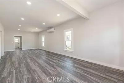 1017 S Washburn, Corona, CA 92882 - Photo 2