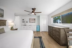 700 E Oceanfront, Newport Beach, CA 92661 - Photo 22