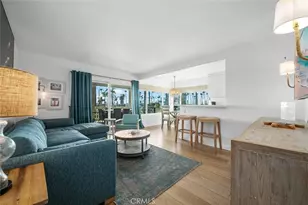 700 E Oceanfront, Newport Beach, CA 92661 - Photo 8