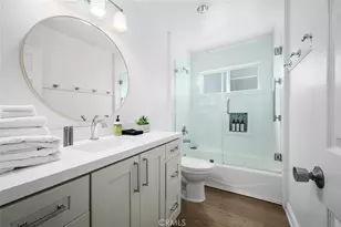 700 E Oceanfront, Newport Beach, CA 92661 - Photo 12