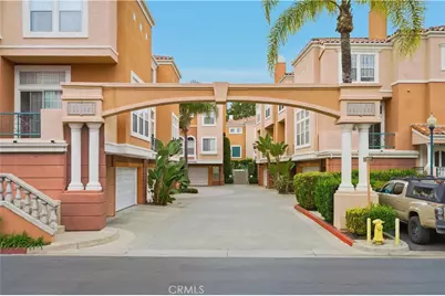 8 Cuzzano Aisle, Irvine, CA 92606 - Photo 6