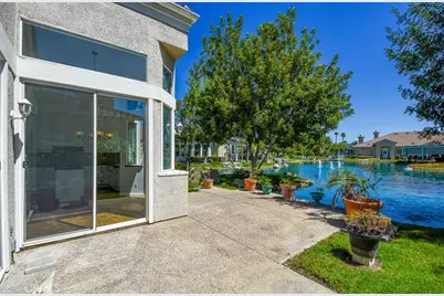 38749 Muirfield Drive, Murrieta, CA 92562 - Photo 32