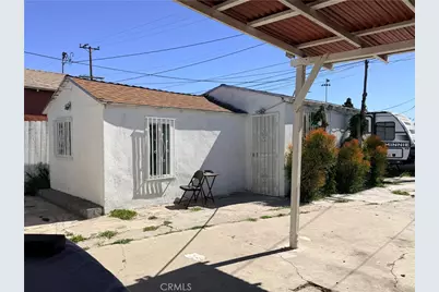 1318 E 100th Street, Los Angeles, CA 90002 - Photo 16