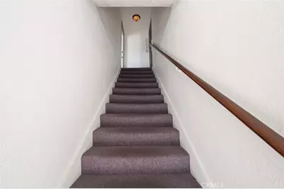 2006 Court Avenue, Newport Beach, CA 92663 - Photo 18