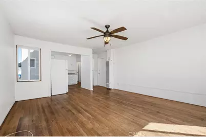 2006 Court Avenue, Newport Beach, CA 92663 - Photo 22