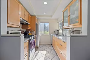 154 Echo Run, Irvine, CA 92614 - Photo 14