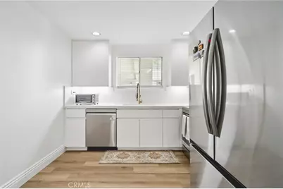 2253 Martin #321, Irvine, CA 92612 - Photo 4