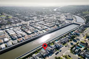 6172 Shields, Huntington Beach, CA 92647 - Photo 40