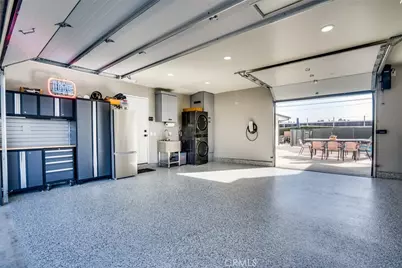 6172 Shields, Huntington Beach, CA 92647 - Photo 30