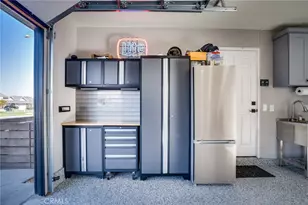 6172 Shields, Huntington Beach, CA 92647 - Photo 32