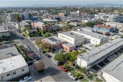 2640 S Bronson, Los Angeles, CA 90018 - Photo 30