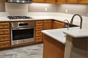 227 Lonetree, Irvine, CA 92603 - Photo 10