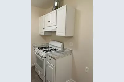 1227 W Brook, Santa Ana, CA 92703 - Photo 2