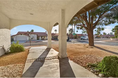 9640 S Hoylake, Desert Hot Springs, CA 92240 - Photo 8