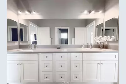 449 Skylark, San Bernardino, CA 92405 - Photo 30