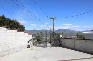 449 Skylark, San Bernardino, CA 92405 - Photo 44