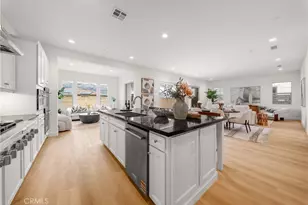 21219 Currant Ct, Chatsworth, CA 91311 - Photo 4