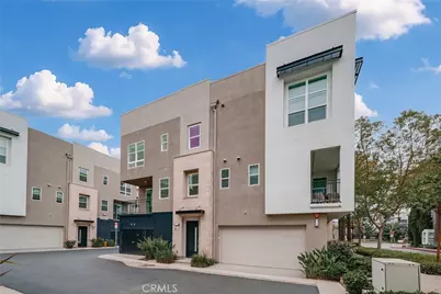 2210 Synergy, Irvine, CA 92614 - Photo 2