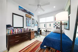 2210 Synergy, Irvine, CA 92614 - Photo 18