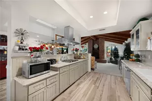 221 E, Norco, CA 92860 - Photo 12