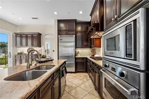 17272 Tidalridge Ln, Huntington Beach, CA 92649 - Photo 12