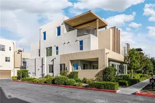 269 Magnet, Irvine, CA 92618 - Photo 4