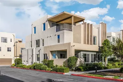 269 Magnet, Irvine, CA 92618 - Photo 2