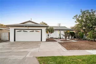 928 S Laurel St, Santa Ana, CA 92704 - Photo 1