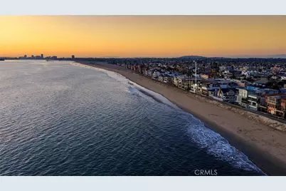 10 66th Place, Long Beach, CA 90803 - Photo 1