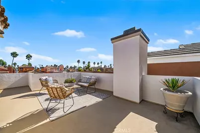 304 Goldenwest Street, Huntington Beach, CA 92648 - Photo 58
