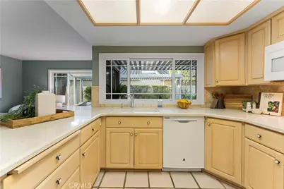 9 Teakwood, Irvine, CA 92612 - Photo 16