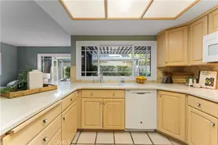 9 Teakwood, Irvine, CA 92612 - Photo 16