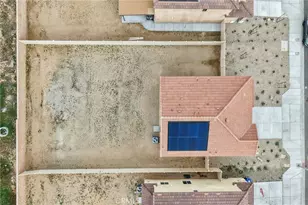 18774 Hampton Ln, Adelanto, CA 92301 - Photo 34