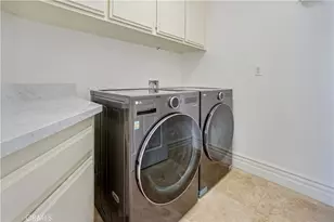 25792 Maple View Dr, Laguna Hills, CA 92653 - Photo 26