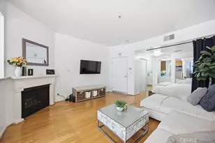 620 S Gramercy Pl, Los Angeles, CA 90005 - Photo 2