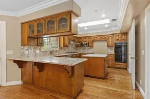 1370 Oak St, Redlands, CA 92373 - Photo 18