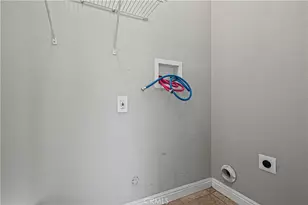 6030 Alviso Ave, Los Angeles, CA 90043 - Photo 14