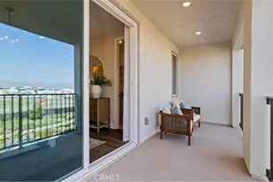 916 Chinon, Irvine, CA 92618 - Photo 14