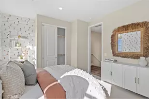 916 Chinon, Irvine, CA 92618 - Photo 20