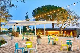 916 Chinon, Irvine, CA 92618 - Photo 36