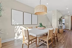 916 Chinon, Irvine, CA 92618 - Photo 6