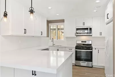 8 Luzern, Mission Viejo, CA 92692 - Photo 12