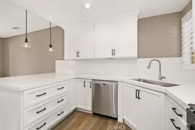 8 Luzern, Mission Viejo, CA 92692 - Photo 14