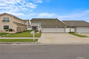 2342 Caper Tree Dr, Tustin, CA 92780 - Photo 40
