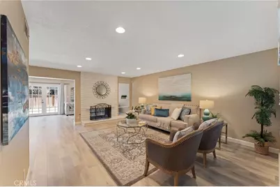 21 Queens Wreath, Irvine, CA 92612 - Photo 2